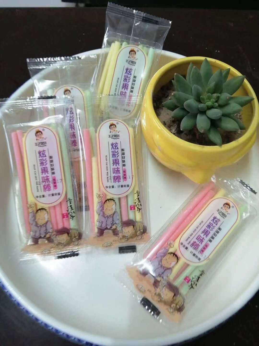 炫彩果味棒